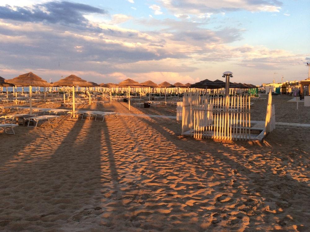 Duomo Hotel Rimini Dış mekan fotoğraf